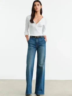 Anna Jean in Classic Wash