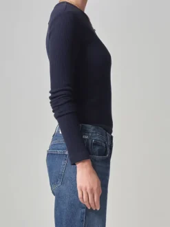 Bina Crewneck in Navy