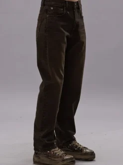 Boyfriend Jean in Vintage Chocolate Brown