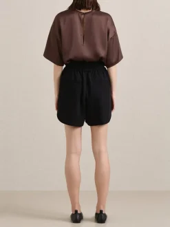 Bristowe T-Shirt in Chocolate