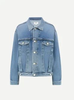 Charli Jacket in Debate