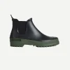 Chelsea Rainwalker In Black and Green