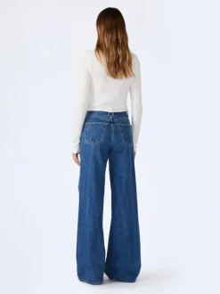 Eva in Sweet Memory