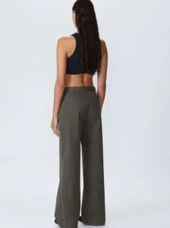 Evie Pant in Cypress