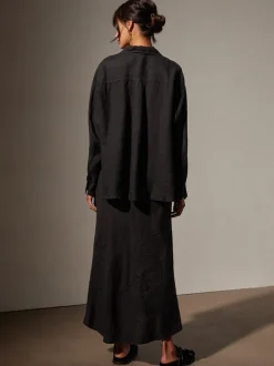 Garmet Dyed Linen Shirt in Black