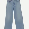 Harper Crop Jean in Hassle