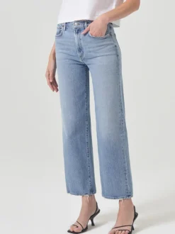 Harper Crop Jean in Hassle