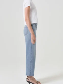 Harper Crop Jean in Hassle