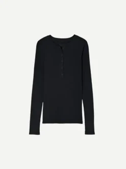 Jordan Henley in Jet Black
