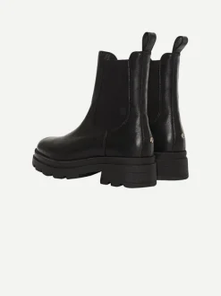 Justine Boots in Black