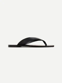 Kinto Sandal in Black