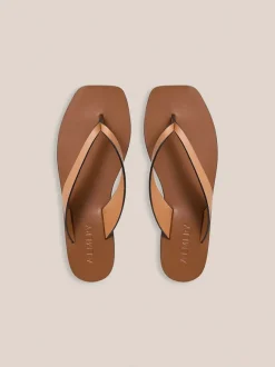 Kinto Sandal in Deep Tan