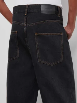 Low Rise Jean in Black