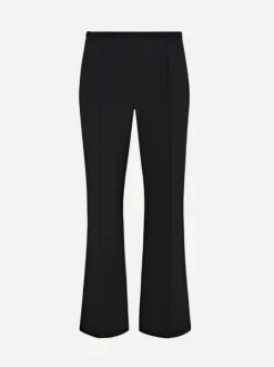 Marta Pant in Black