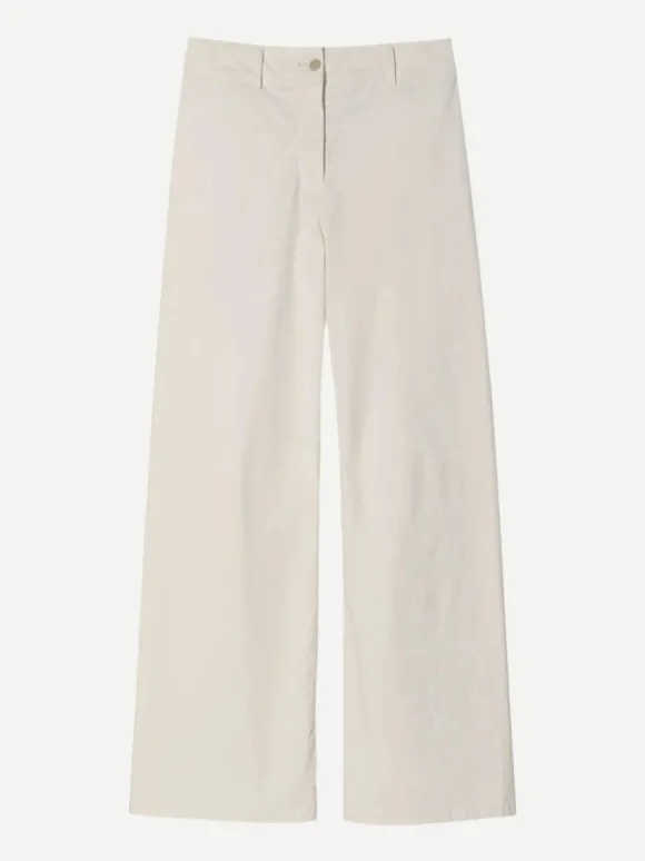 Megan Pant in Stone