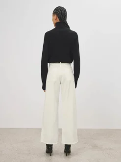 Megan Pant in Stone