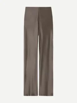 Myrna Pant in Graphite