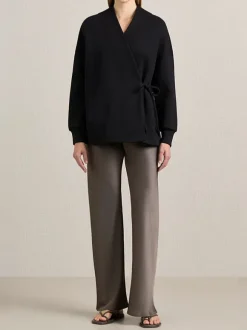 Myrna Pant in Graphite