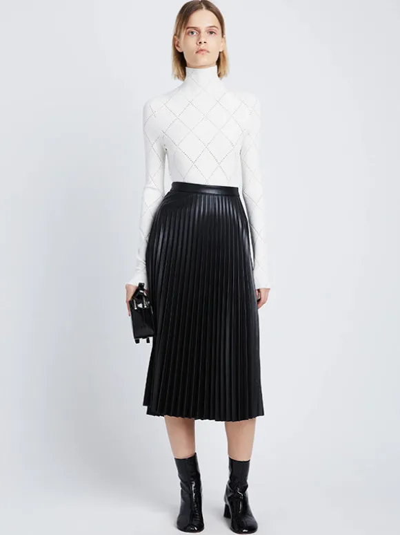 Pointelle Diamonds Turtleneck Top In Off White