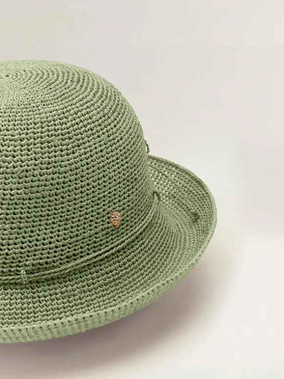 Provence 8 in Apple Mint