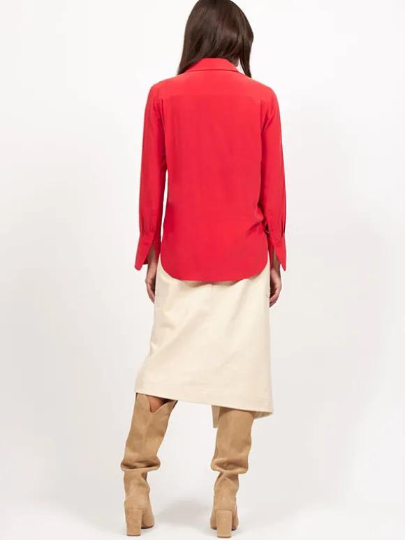 Quinne in Racing Red