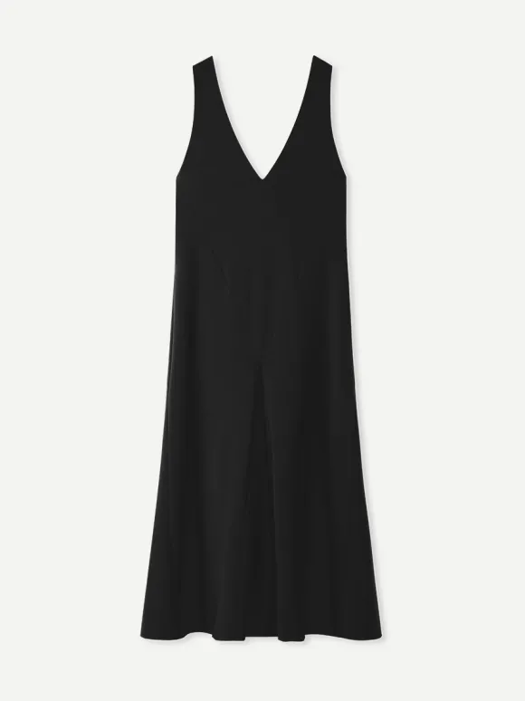 Raven Dress in Black