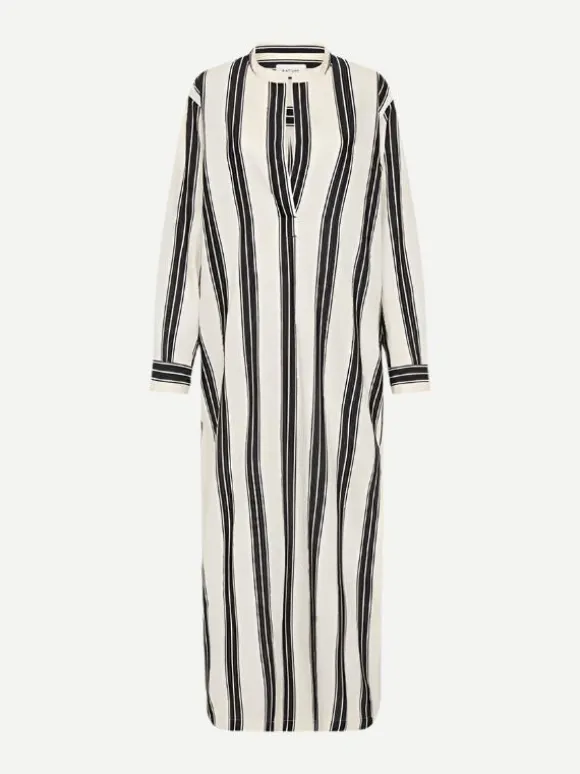 Relaxed Stripe Djellaba in Nero Stripe