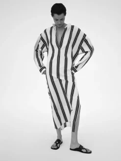Relaxed Stripe Djellaba in Nero Stripe
