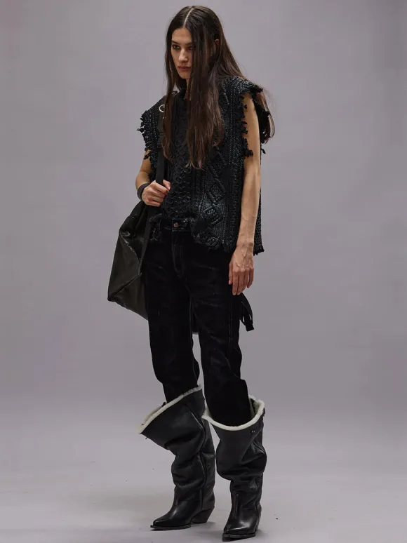 Romeo Jean in Flocked Black