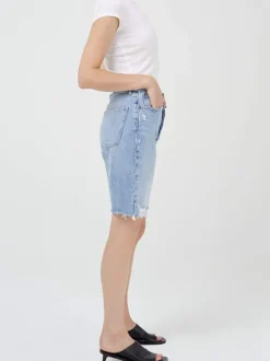 90s Mid Rise Loose Short in Swapmeet