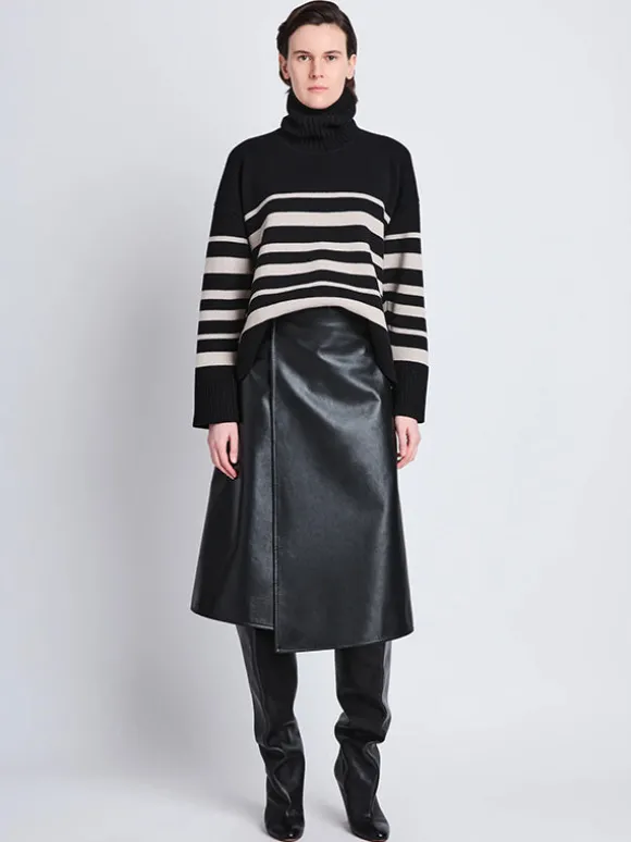Sandra Turtleneck In Black Striped Cashmere