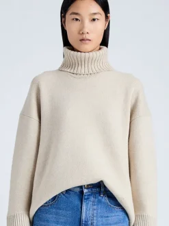 Sandra Turtleneck Sweater in Oatmeal