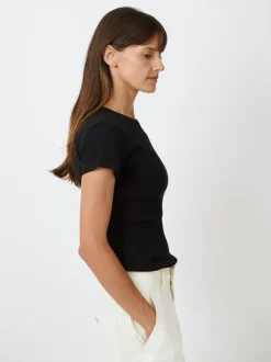 Taomi Tee Shirt in Black
