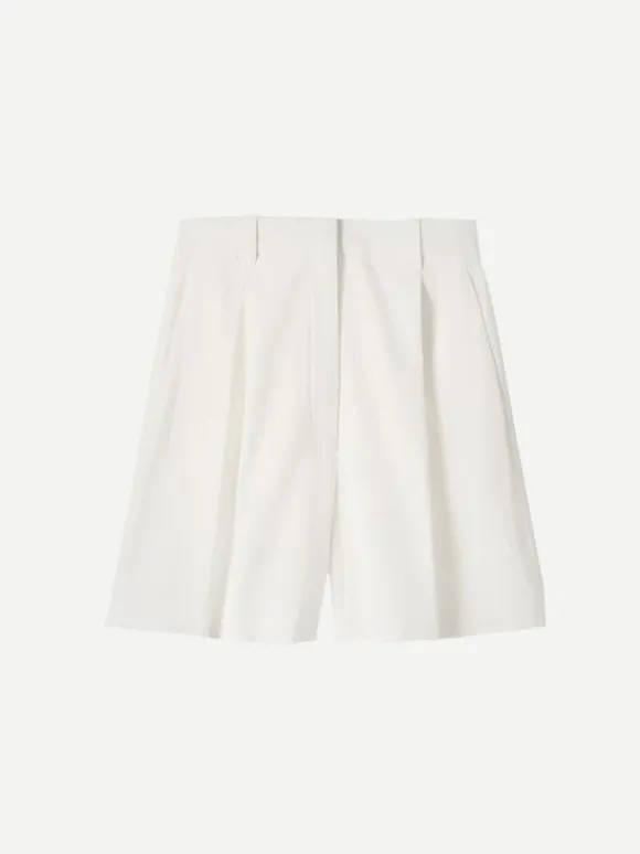 The Astor Short in Parchment