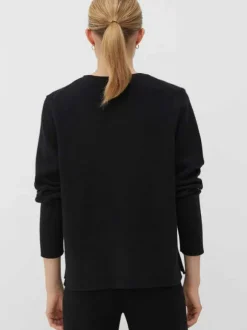 The Boxy Jumper in Black