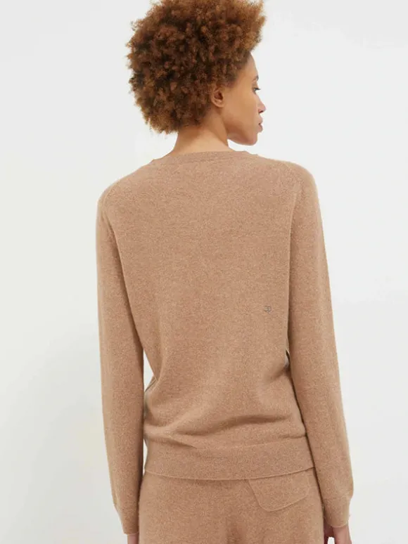 The Classic Crew in Camel
