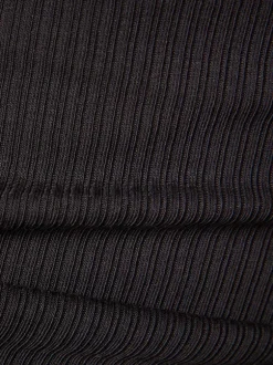 The Daily Tank in Black