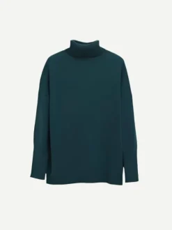 The Relaxed Polo in Bottle Green