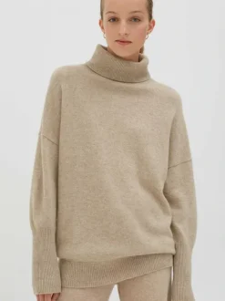 The Relaxed Polo In Oatmeal