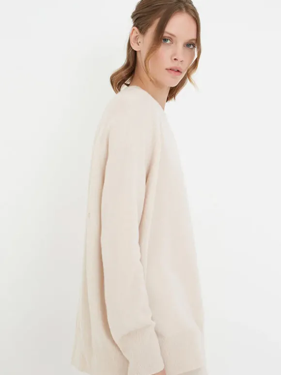 The Slouchy in Bone