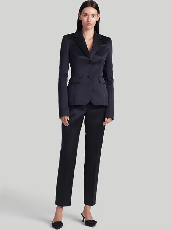 Todd Pant in Black