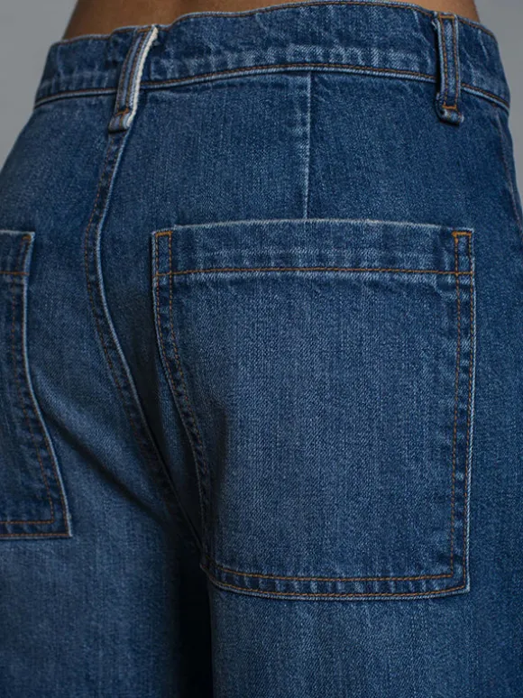 Virginia Jean in Nova