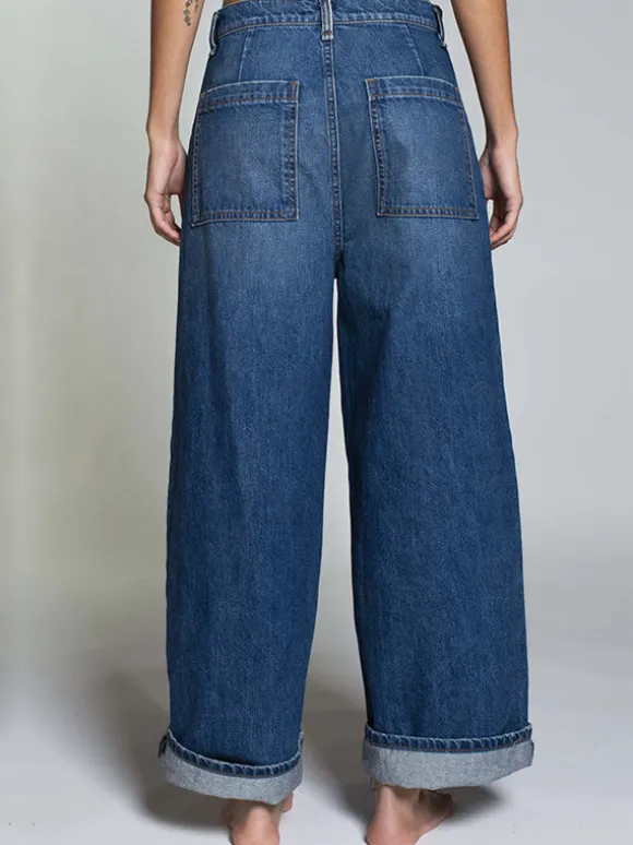 Virginia Jean in Nova
