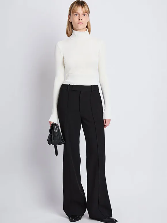 Weyes Pant in Black