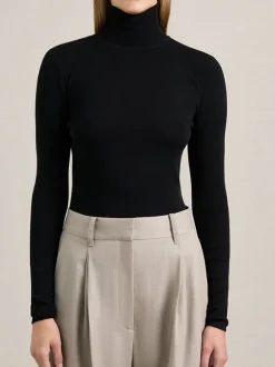 Wynter Top in Black